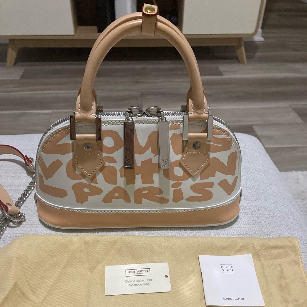 Rare authentic Louis Vuitton Graffiti Alma